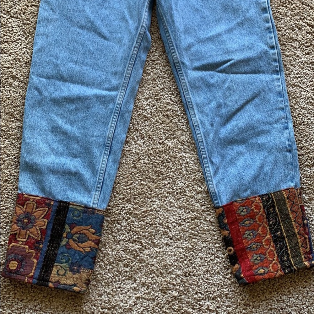 BRAND NEW - Urban Outfitters x Levi’s Jeans